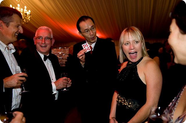 Mentalist in Perth for cocktail parties and gala dinners